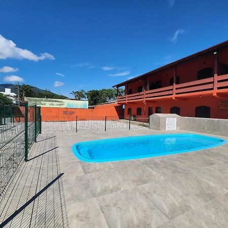 0001.05 - Maranduba - Apto - 2 Dormitorio - 8 Pessoas - 2 Quadras Do Mar - Piscina - Wi-Fi Ubatuba Esterno foto